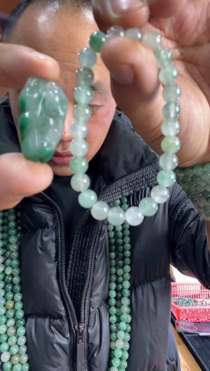 【闪购商品】石英质玉吊坠(不含链)未镶嵌叶子