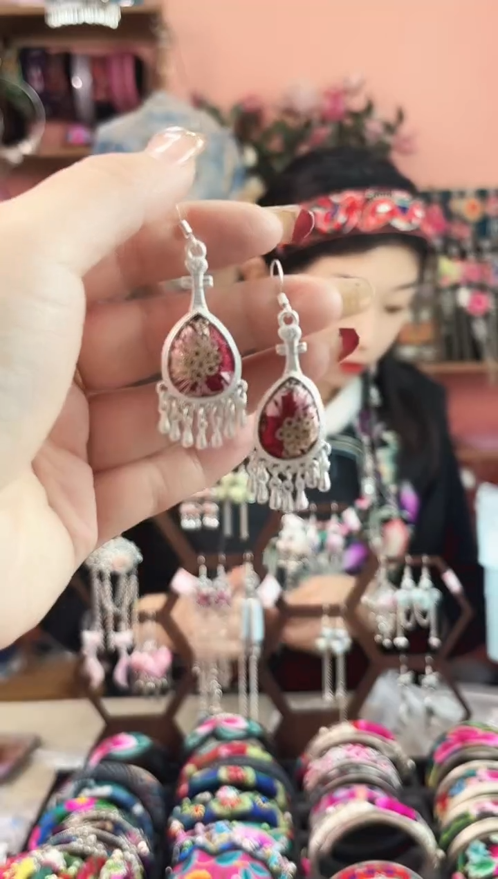 艺枝独绣手工饰品39