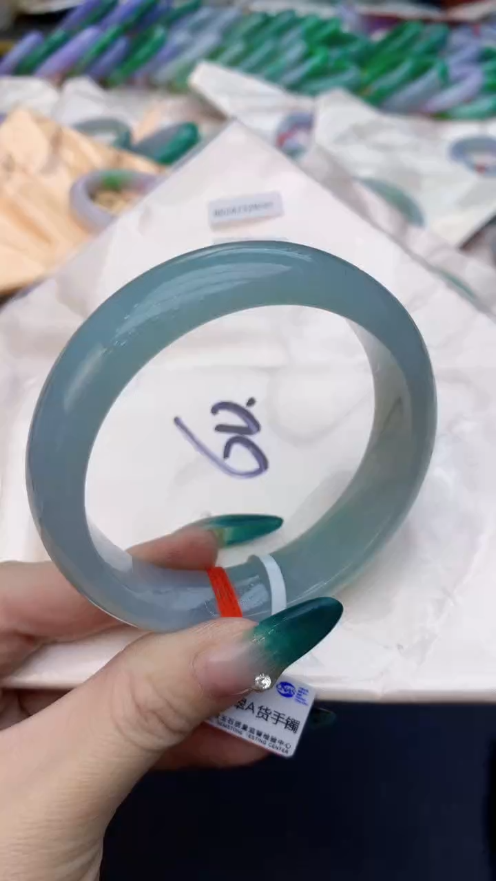 【闪购商品】翡翠手镯未镶嵌0732980801