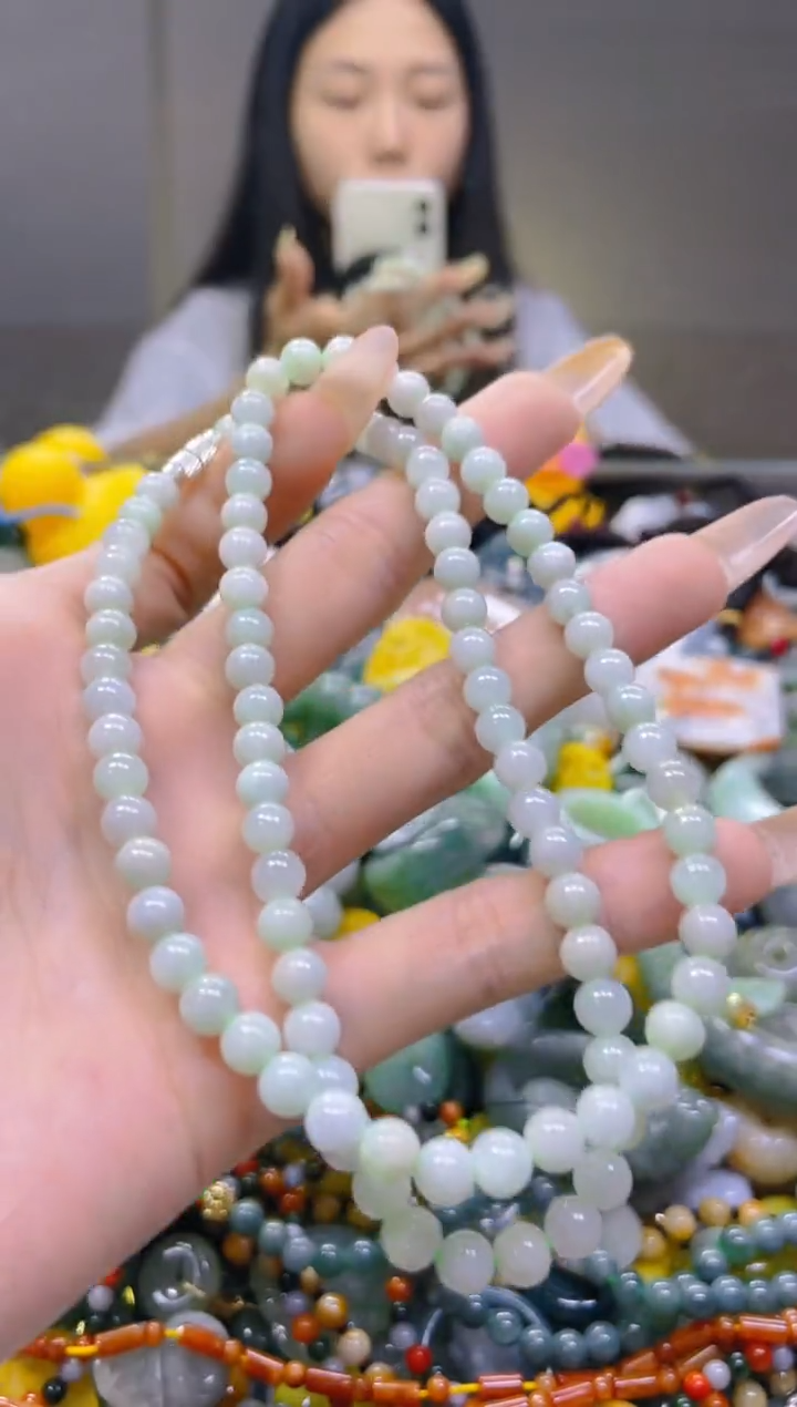 翡翠未镶嵌颈饰5MM/D/翡翠A货一图一物