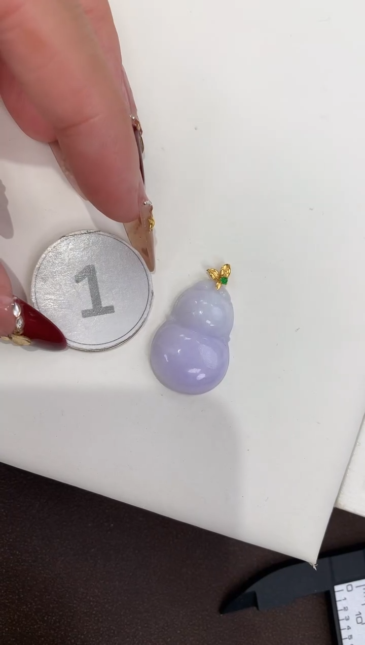 颈饰18K金镶嵌翡翠天然缅甸a货翡翠