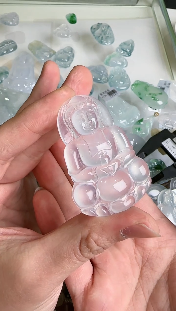 【闪购商品】翡翠吊坠(不含链)未镶嵌··