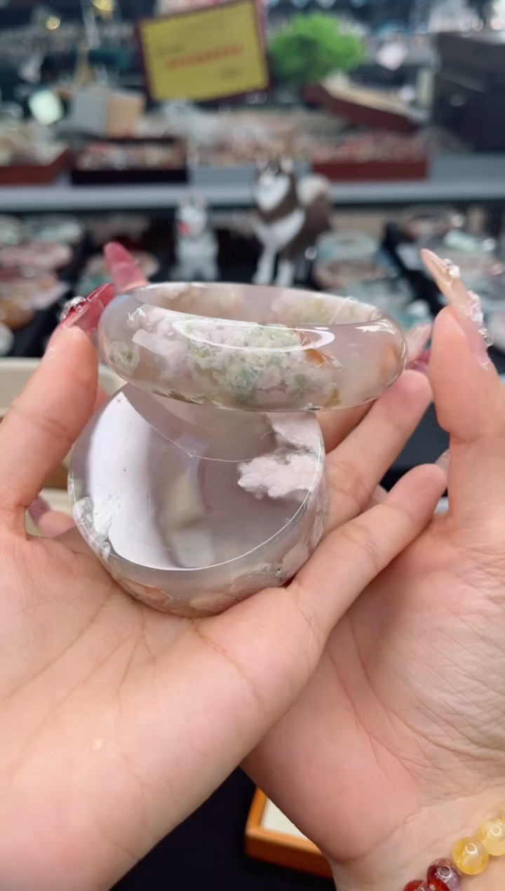 【闪购商品】石英质玉手镯未镶嵌61圈口（赠品镯心）6658138