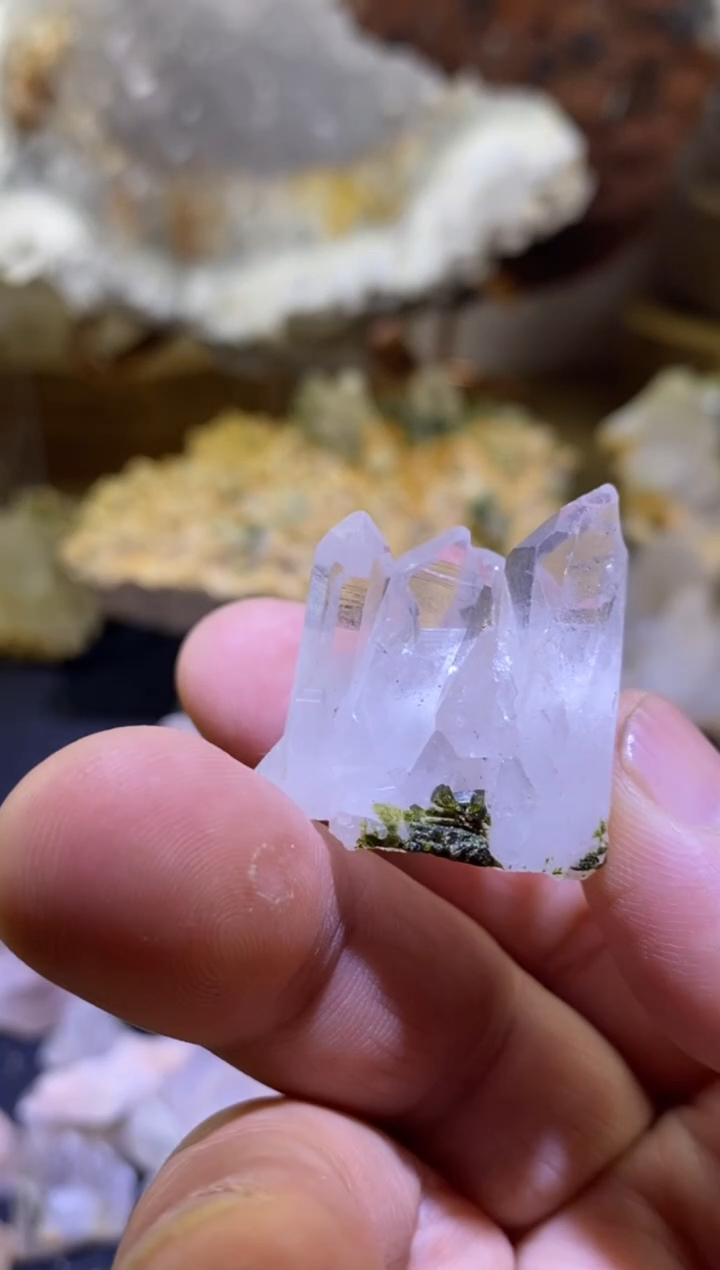 未镶嵌珠宝半成品水晶151号四川美姑超七花园水晶