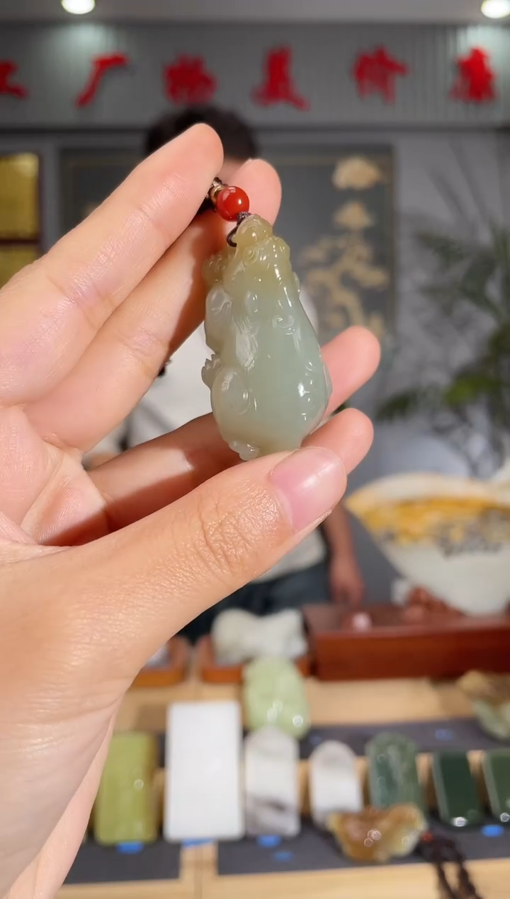 【闪购商品】和田玉颈饰未镶嵌拍一发一 多样性发货