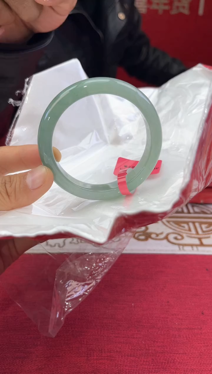 【闪购商品】翡翠手镯未镶嵌翡翠手镯