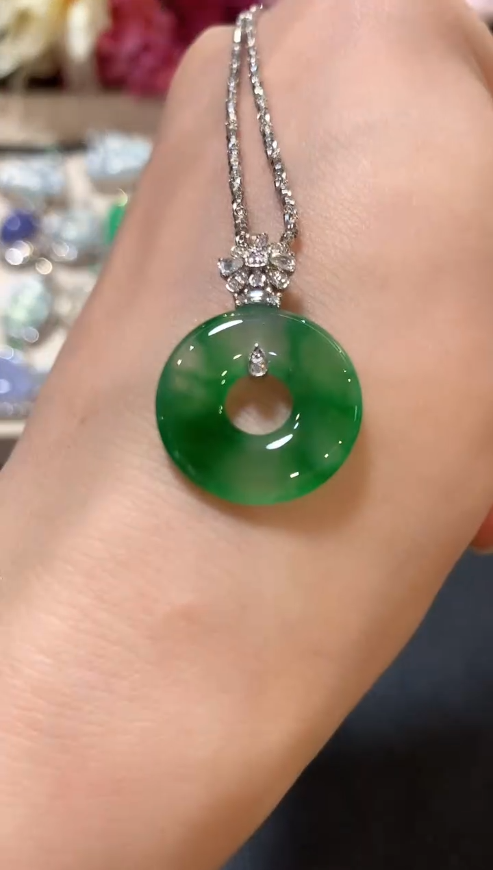 吊坠(不含链)18K金镶嵌翡翠z41 