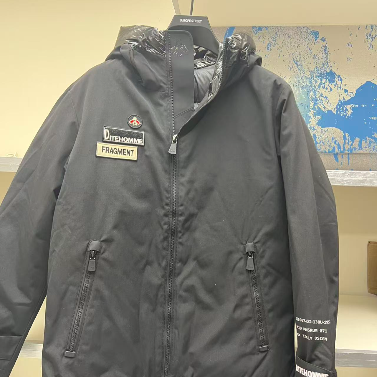 （名品店）欧货男装 男士羽绒服黑色外套