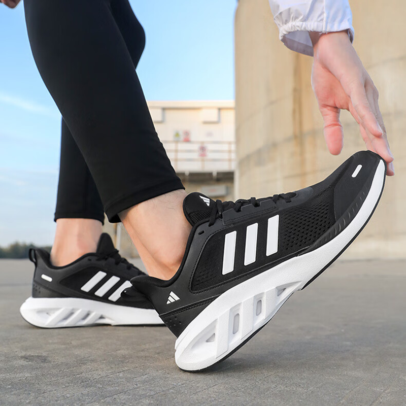adidas/阿迪达斯夏季男鞋跑步鞋休闲鞋低帮网面跑鞋透气运动鞋