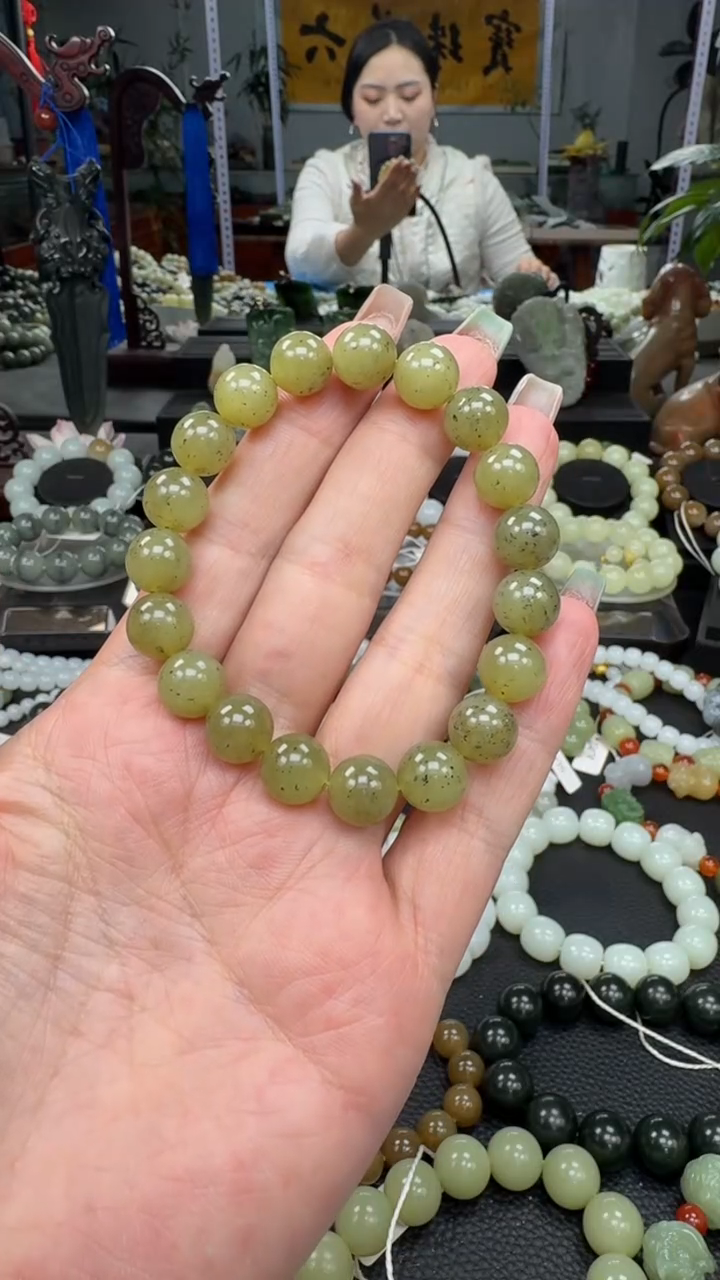 未镶嵌手串和田玉新疆黄口点墨卡10
