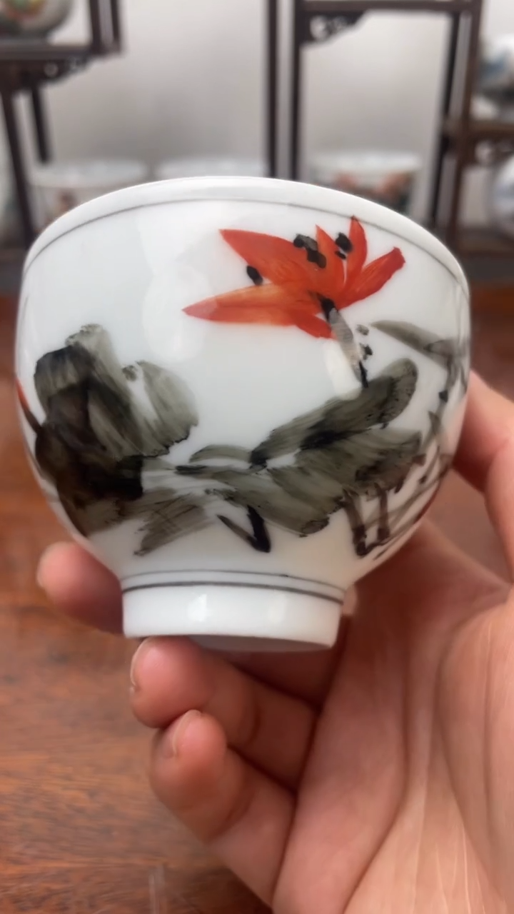 【闪购商品】1釉下彩高温手绘 主人杯 微瑕