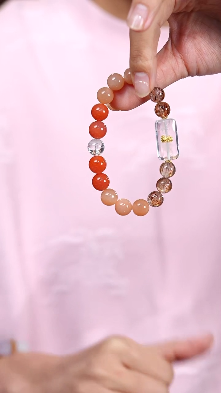 18K金镶嵌颈饰水晶S53675多样性发一18k蓝针手串