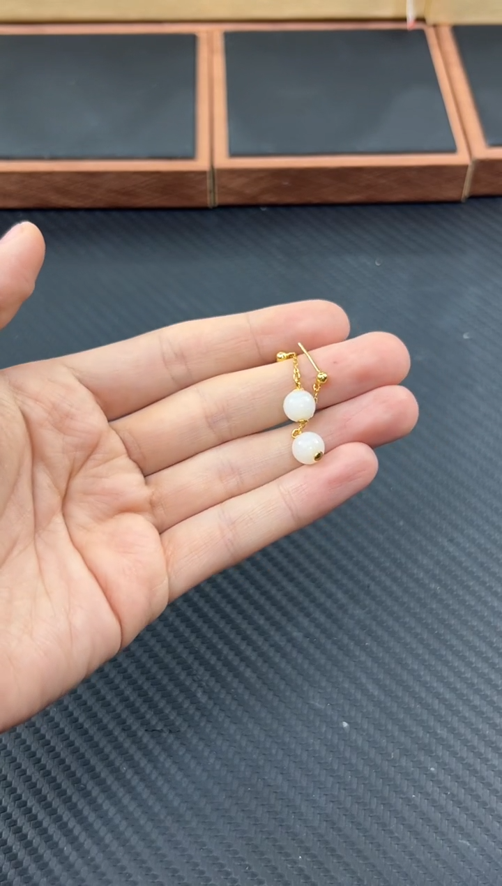 和田玉未镶嵌耳坠米达耳坠