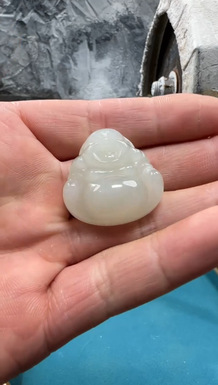 和田玉未镶嵌颈饰吊坠