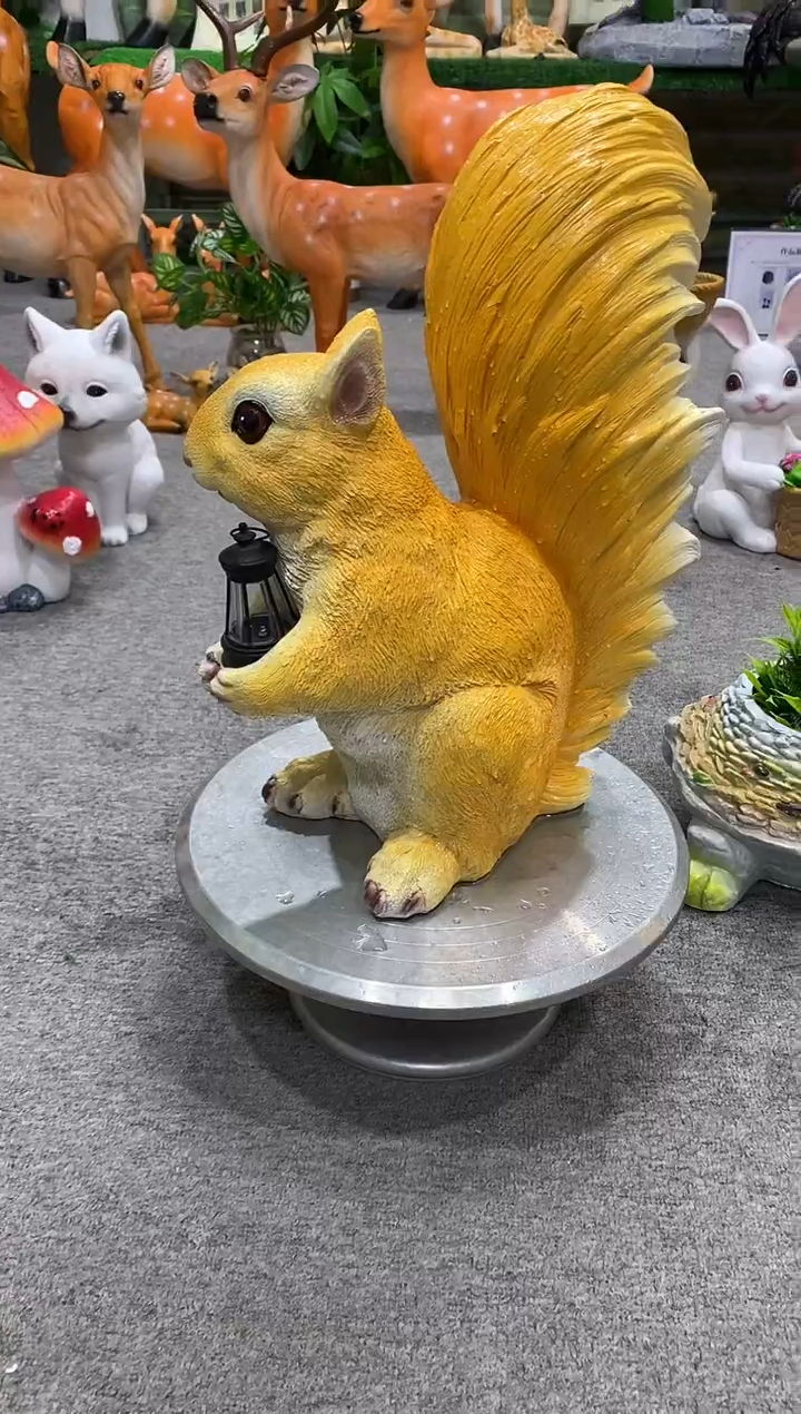合成树脂大松鼠摆件户外花园
