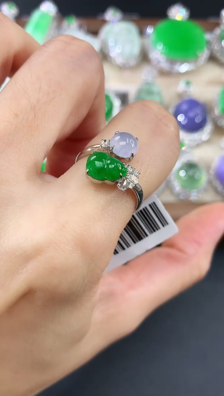 18K金镶嵌戒指翡翠124|6800