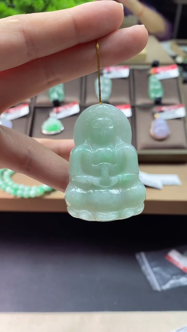 【闪购商品】翡翠颈饰未镶嵌观音