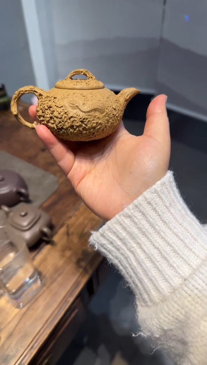 茶壶紫砂饭**圆隐龙供春 黄金段