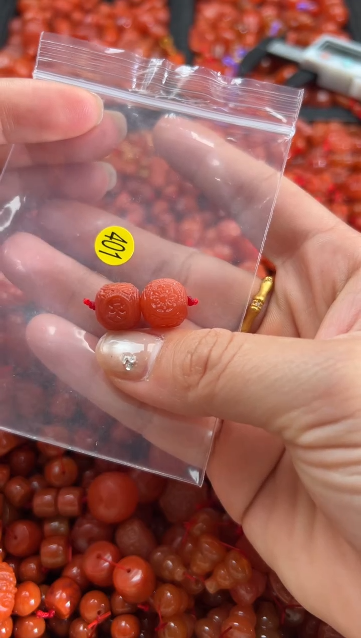 【闪购商品】南红玛瑙颈饰未镶嵌1