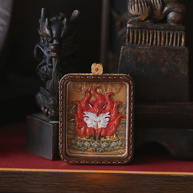 【魅力四射】九尾牌/道系美羊羊泥绘/手作吊坠唐卡吊坠唐卡