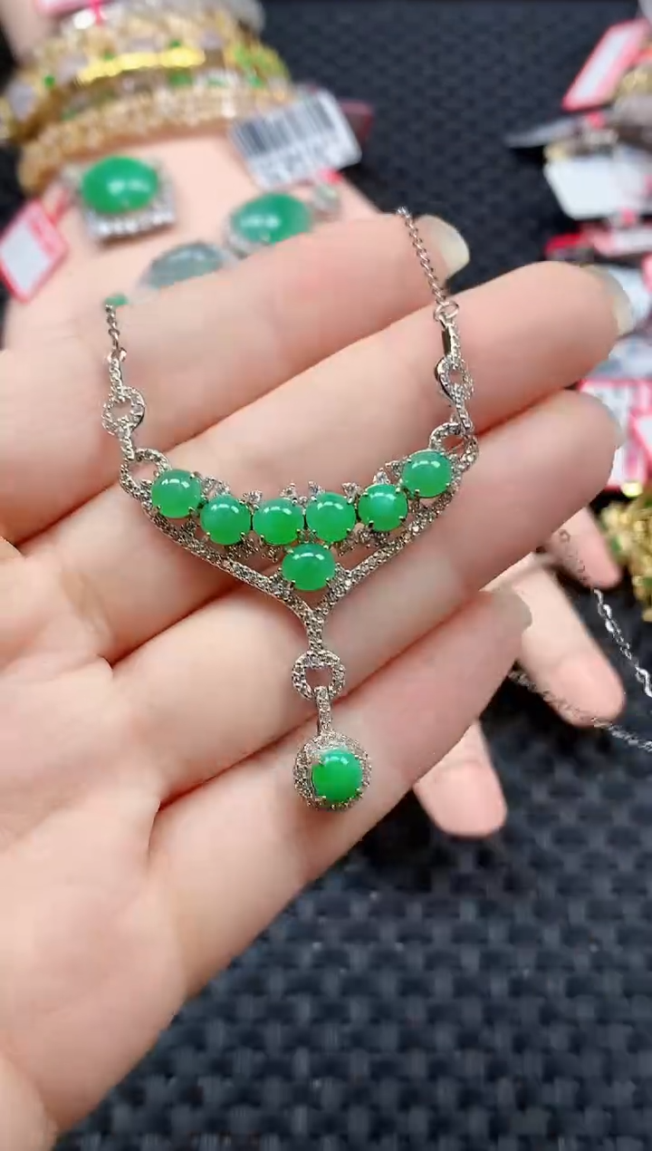 银S925镶嵌戒指翡翠天然A货缅甸翡翠