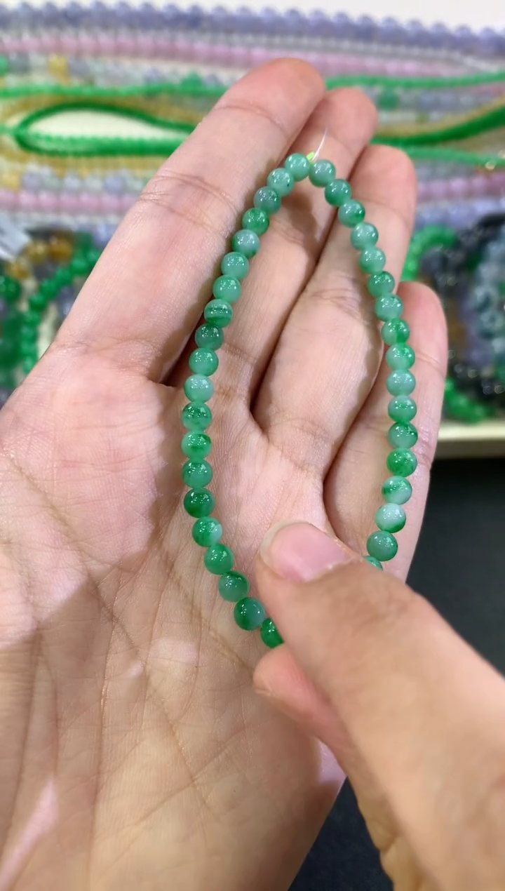 未镶嵌手串翡翠C17       