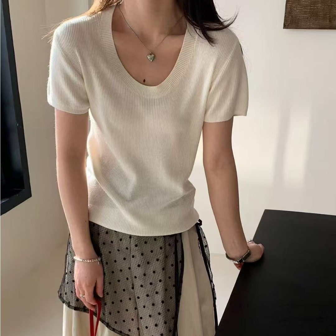 意法瑶瑶时尚简约女装一四九-二九九链接