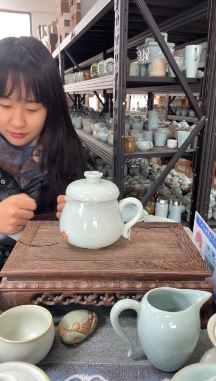 【闪购商品】瓷片 玉青釉美梅杯