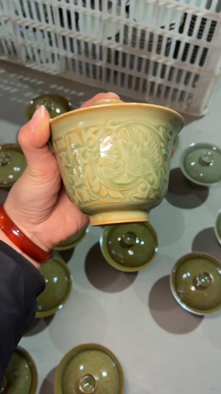 耀州窑仰山微瑕牡丹盖碗