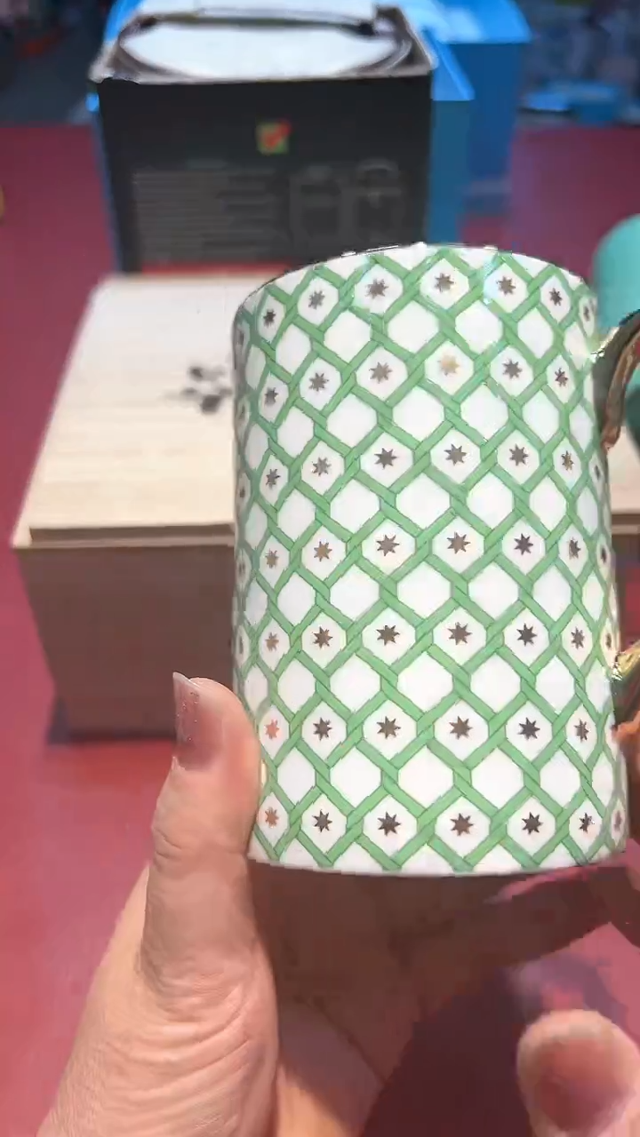【闪购商品】瓷片锅碗瓢盆一件不剩