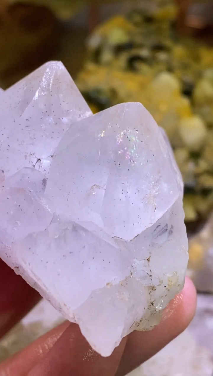 未镶嵌珠宝半成品水晶68号107g四川超七花园水晶