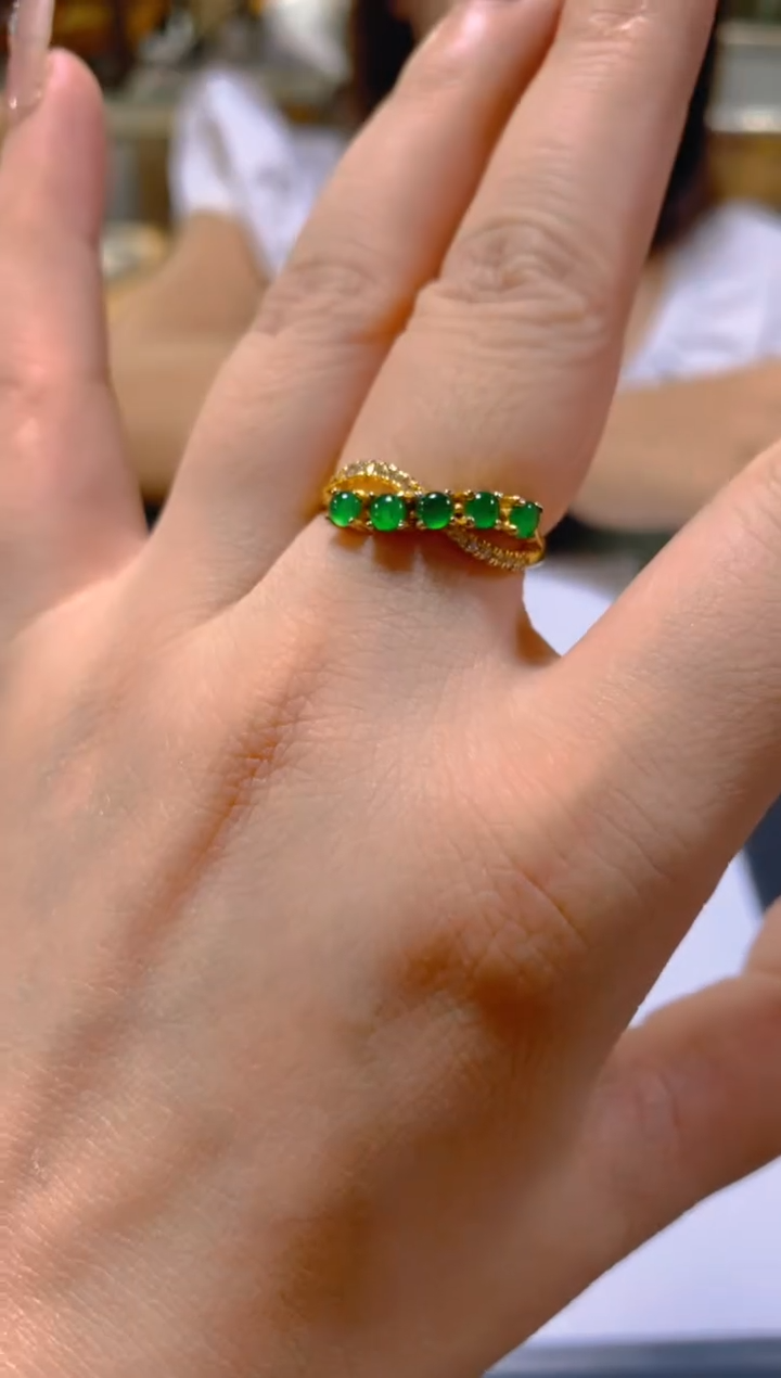 未镶嵌戒指翡翠多样性发一