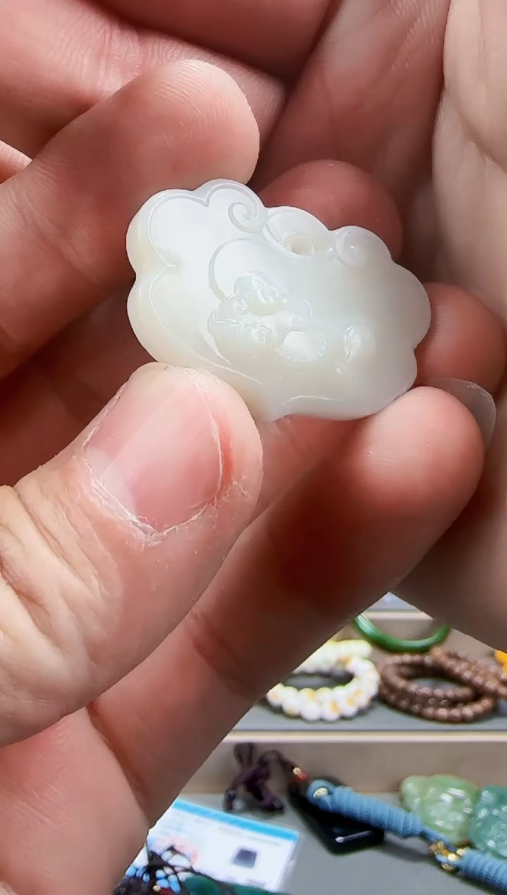 和田玉未镶嵌颈饰拍一发一多样性发货