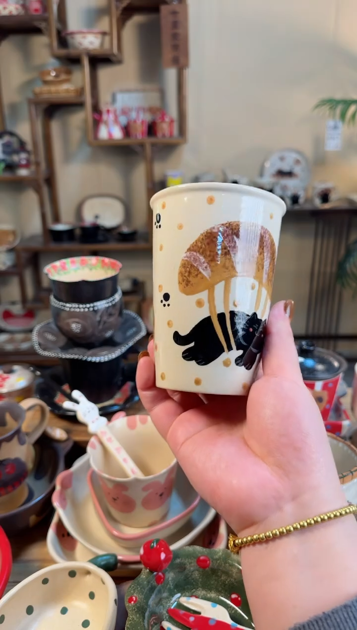 【闪购商品】面包猫咪可乐高温瓷器