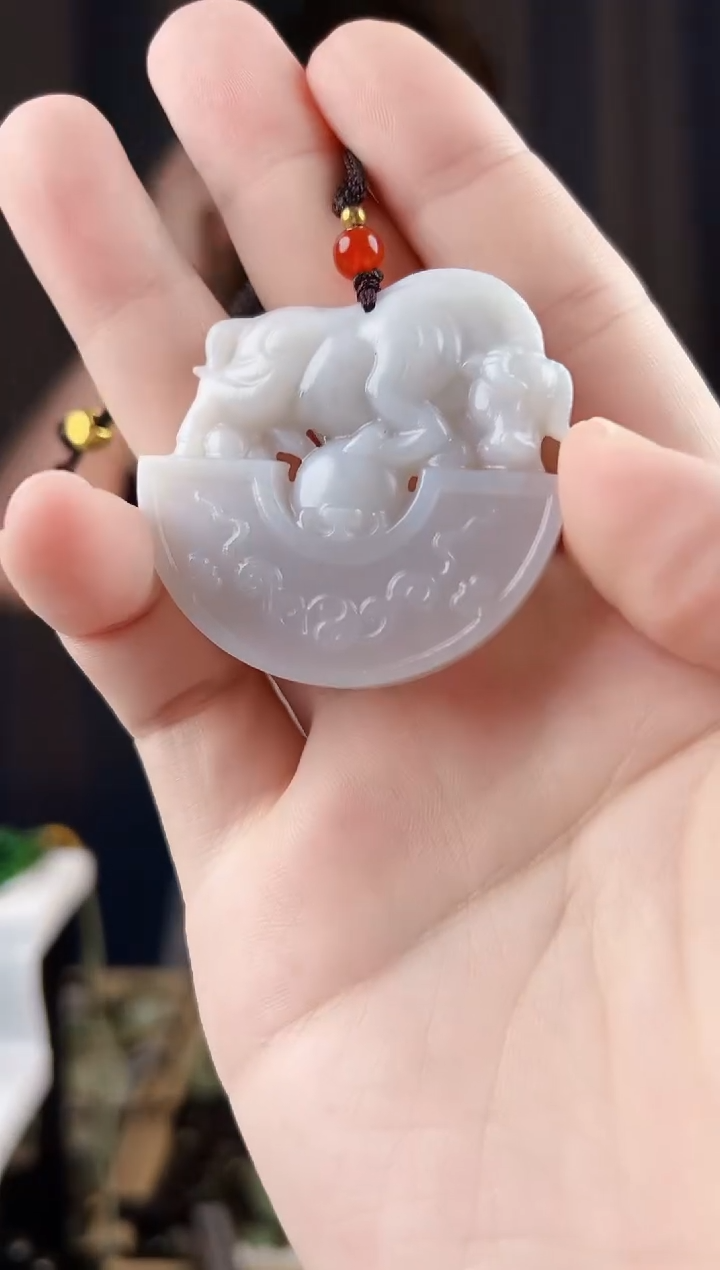 颈饰未镶嵌和田玉拍一发一，多样性发货