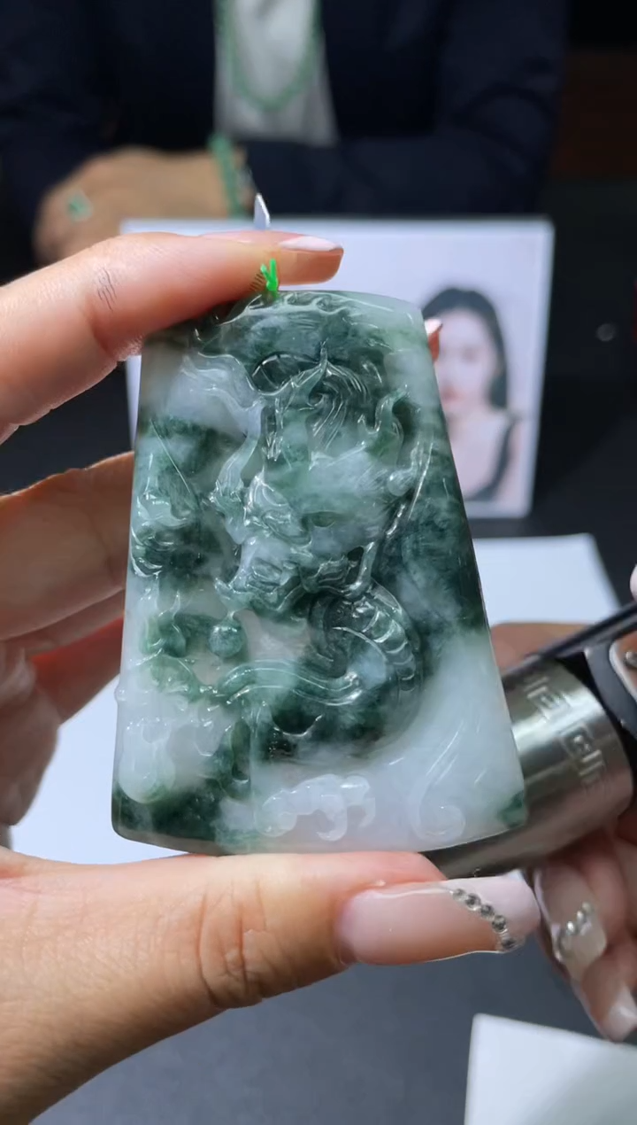 【闪购商品】定制翡翠未镶嵌不退不换CMH1件-A