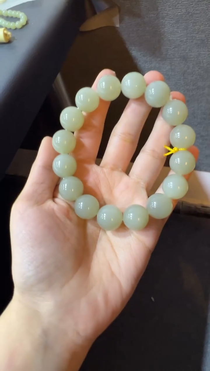 未镶嵌手串和田玉且末近矿高青白手串（产地直发）
