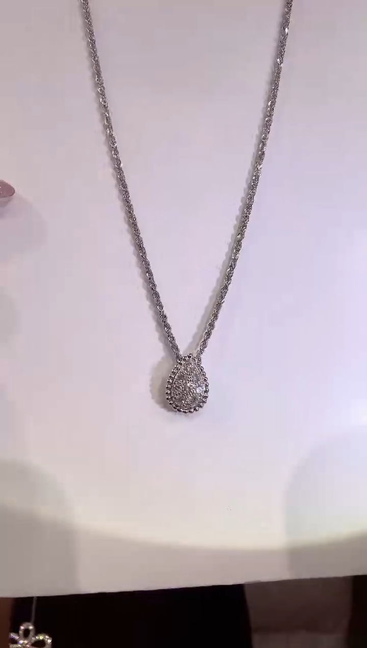 【闪购商品】钻石颈饰18K金镶嵌K白水滴
