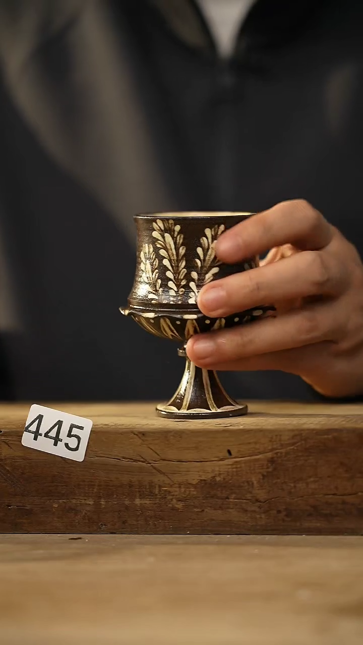 【闪购商品】瓷片新品！设计师款手绘/咖啡杯 听歌