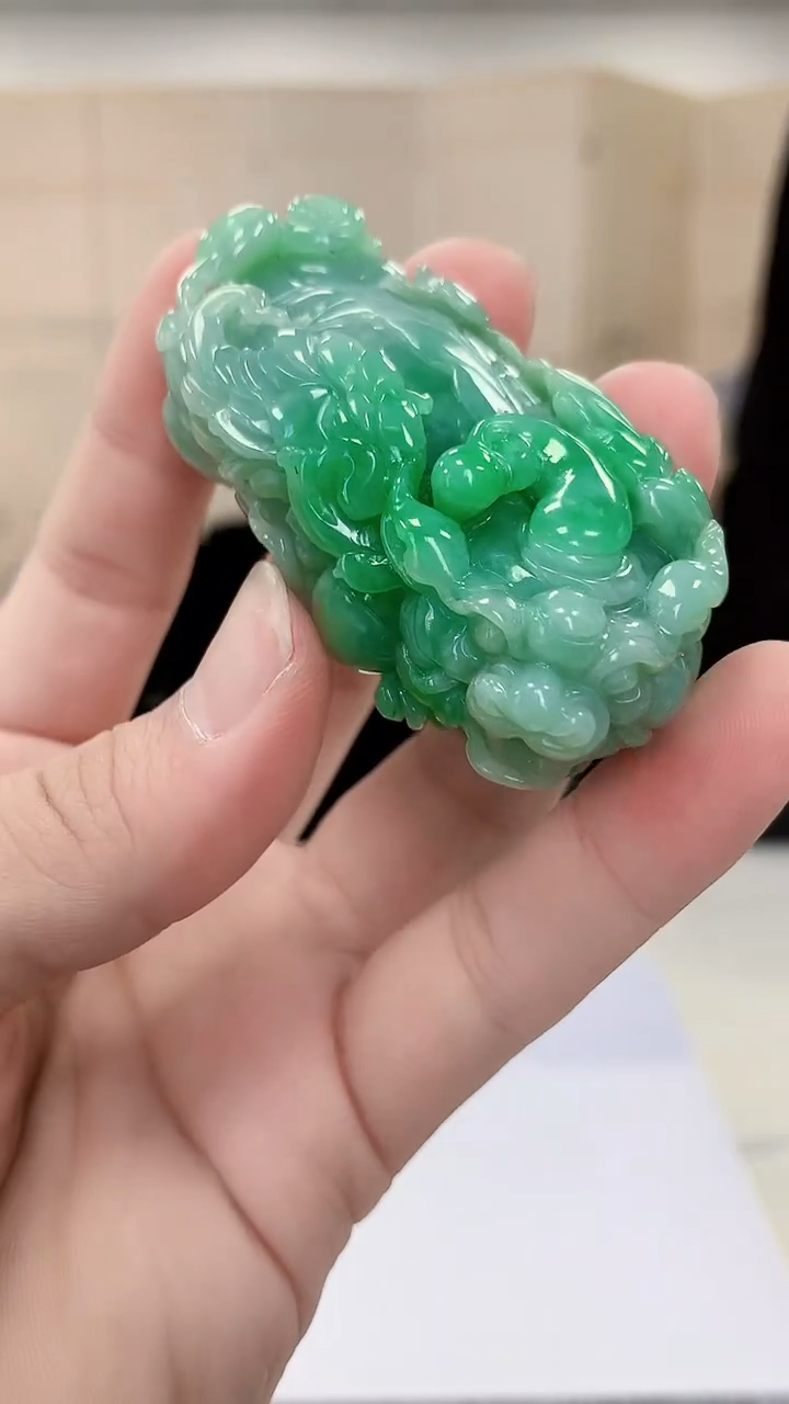 【闪购商品】定制翡翠未镶嵌4829bb-毛货挂件76