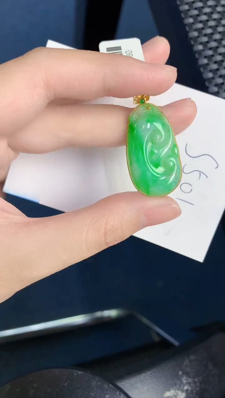 【闪购商品】翡翠颈饰18K金镶嵌000000000