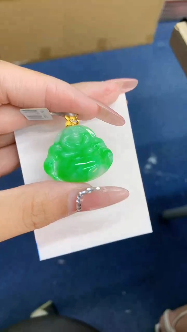 翡翠18K金镶嵌吊坠(不含链)最***见1