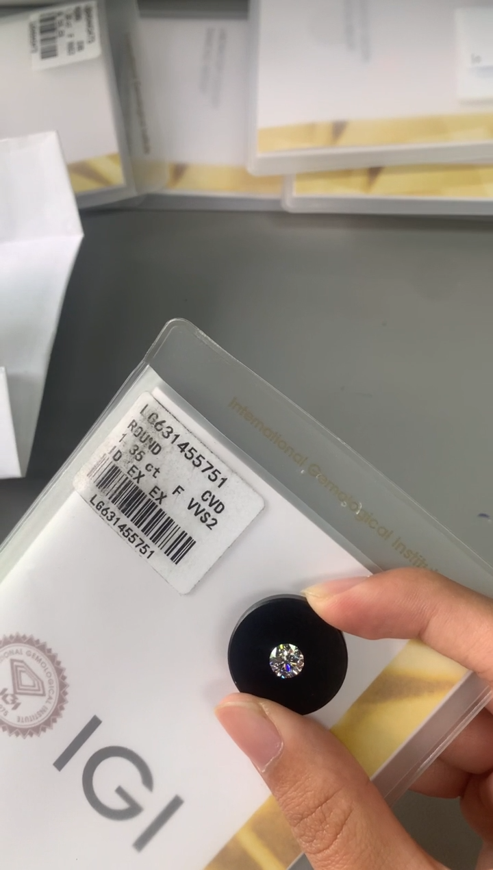 【闪购商品】实验室培育钻石裸石未镶嵌1.35F631455751