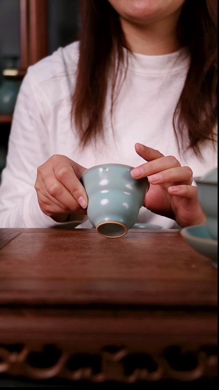 杯子陶雷****维青霁汝窑仿古釉   微瑕
