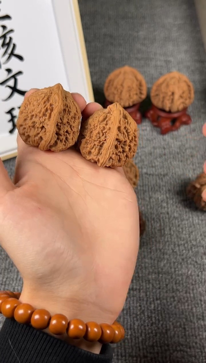 吊坠文玩核桃精品南疆16号
