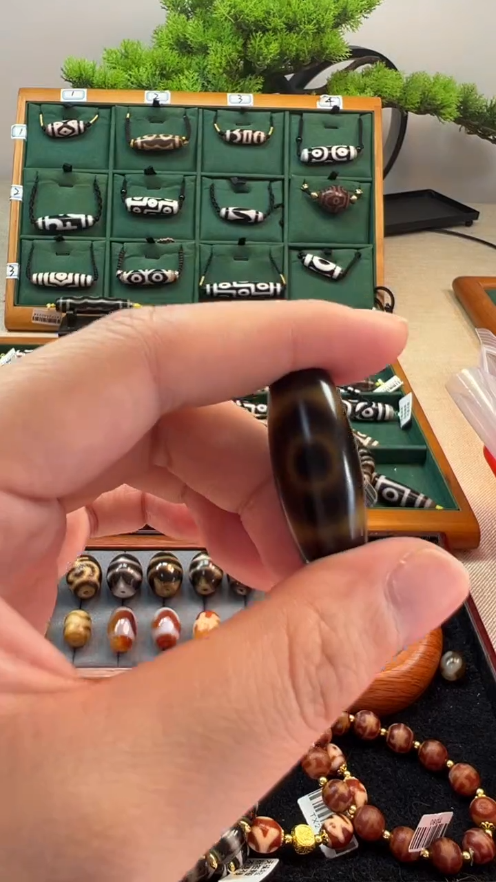 玛瑙/玉髓（覆膜）颈饰未镶嵌53（微瑕随机发货）