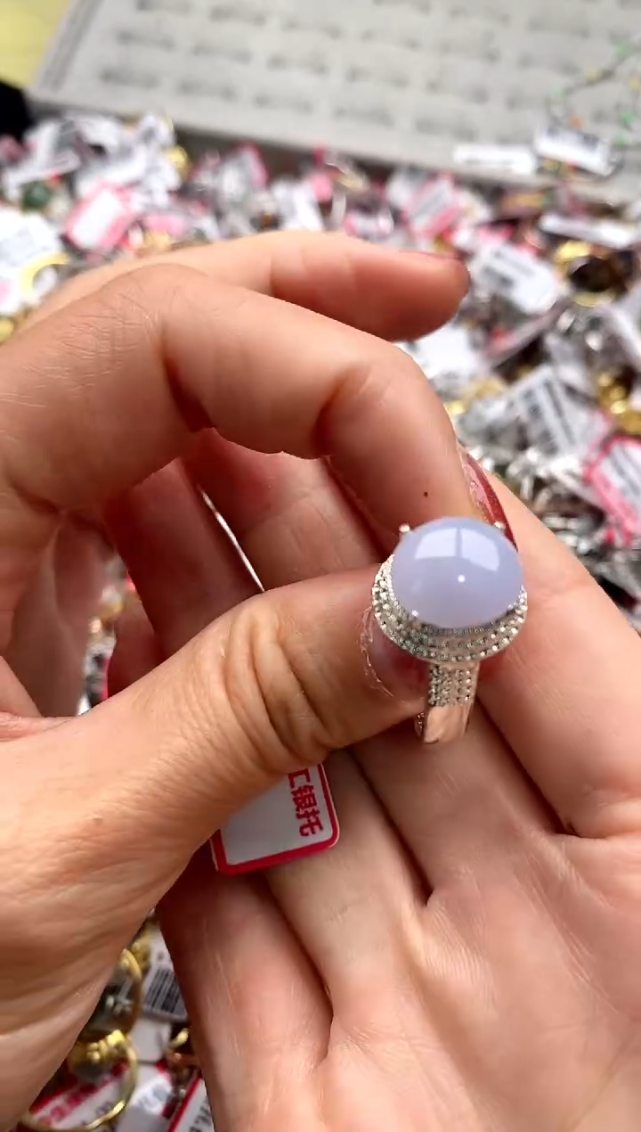 【闪购商品】翡翠戒指未镶嵌3333333    4
