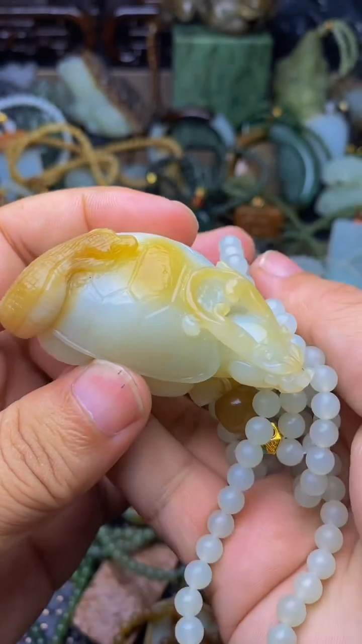 未镶嵌和田玉挂件1