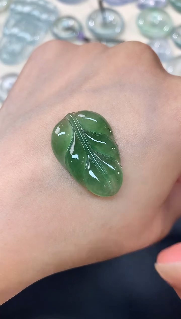 【闪购商品】翡翠吊坠(不含链)未镶嵌A55|7980