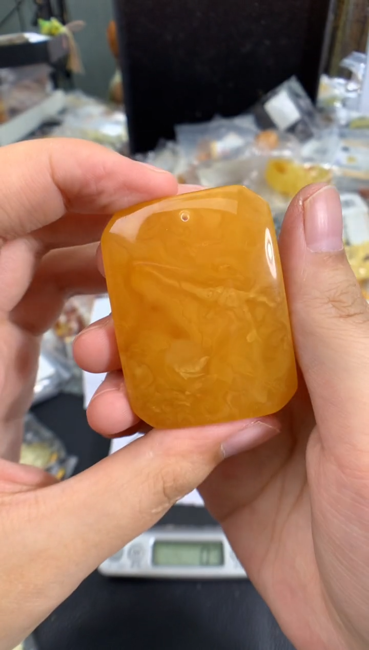 琥珀未镶嵌珠宝奇石1